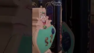 exiting Disney store fail - distractions!