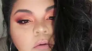 HUDA BEAUTY CORAL OBSESSIONS PALETTE REVIEW AND EYE LOOK