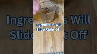 🧑&zwj;🍳Pro Tip: Measure STICKY Ingredients with NO MESS! #shorts #tips #baking #cooking #recipes