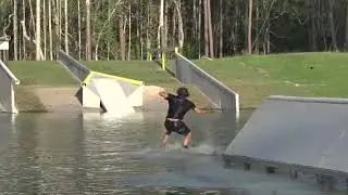 2018 Liquid Force 4D Idol Binding