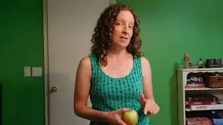 PAMPERED CHEF - PROCESSING APPLES