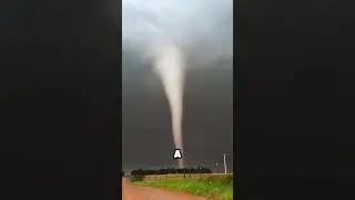 TOP 5 MOST DANGEROUS NATURAL DISASTERS THAT COULD END OUR WORLD!! 😨 #shorts