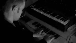 Linus K&aring;se plays a fierce Mellotron Piano