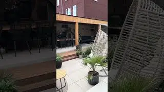 Tuin met overkapping en pergola van Mariel Valley