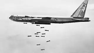 Soviet pilots laughed at the B‑52 Stratofortress, until its eight nuclear cannons were no joke