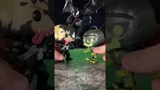 Venom gets wings!!! #venom #marvel #funkopop #funko