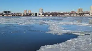 Hudson River turns to ice in NYC Deep Freeze