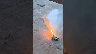 MINI TANK FIREWORK THAT ACTUALLY MOVES! #Shorts #Fireworks