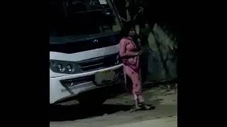 इतनी बेशर्म लडकी आज तक किसी ने नहीं देखा होगी