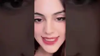 #4282 #stunning beauty @ Felize Periscope vlog