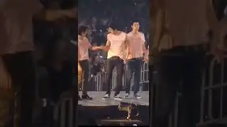 you know the whole story?😂😂 #sehun #chanyeol #exofunny #trending #kpop #kyungsoo #kpopconcert