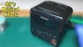 80's Sony DIGICUBE Clock Radio Alarm
