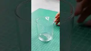 Phone case hack creates a hologram projector 📱😲✨ #techdiy #lifehacks