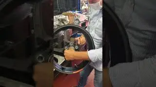 O ZETA wheels & BREMBO unique breaking system for your SORIANO EV