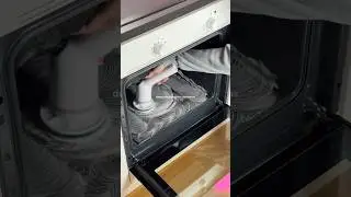 deep clean with me for christmas 🌲🫧 #shorts #cleaningtips #cleantok #christmascleaning #deepclean