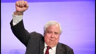 Clive Palmer has the 'first crack' at former PM Malcolm Turnbull