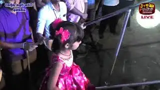ආක්ශා චමුදි චුටි දුව ඇන්ජලින් ගුණතිලක මහත්මියගේ ගීතය ලස්සනට ගායනා කරන අපූරුව