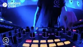 Groove Cube LIVE with Folii