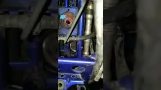 1 parte como quitar el seguro  que está en la columna del volante para remplazar balero  de yamaha