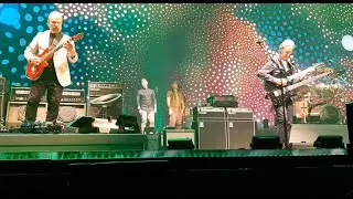 Genesis Live - Front Row Center- Phil Collins