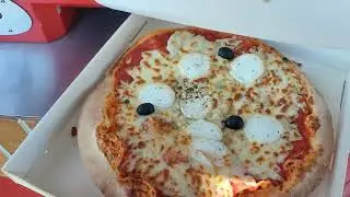 Automated Pizza Vending Machine | Gang of Pizza | Worst pizza ever tried ! 4 Fromage | Automation |