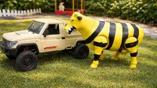 Rc jeep cow running walking toy