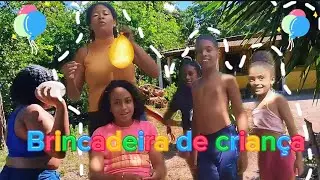 Brincadeira de criança - May Mosan
