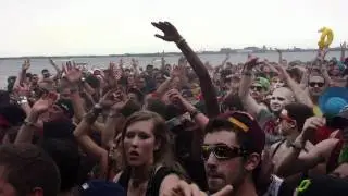 ZEDS DEAD - Bassmentality at the Dubnation Beach Stage - STARSCAPE 2011 FRONT ROW
