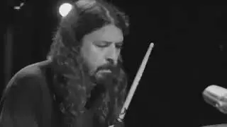 Nik Milan - Black Swan feat. Dave Grohl (Official Music Video)