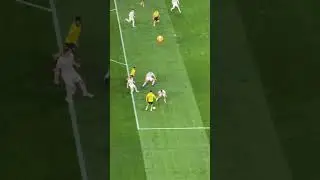 #bvb #borussiadortmund #bvb09 #bundesliga #moukoko #skills #dribbling #fyp #viral #sancho #pass