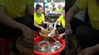 Real Traditional Market Atmosphere@muhammadarif-ai