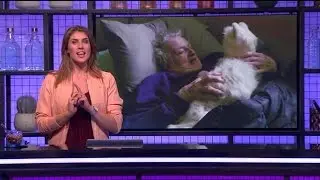 Zo zoet! Vrouw dolblij met robotkat - RTL LATE NIGHT