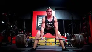 outHSTL - Tunnel Vision PreWorkout (Dylan Deadlifting)