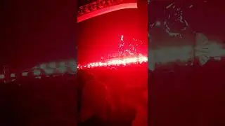 Sara Landry having a blast at Brixton O2 Academy 😎 🔥 ❤️