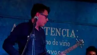 Ficci&oacute;n Realista - Brustbucker (Red Hot Rock-Fest)