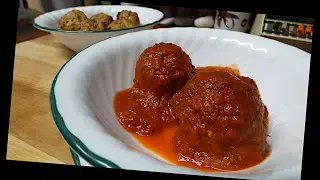Vegetarian 'MOCK' Meatballs Recipe (1977) Inspired