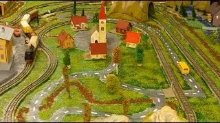 60 Jahre alte analoge original M&auml;rklin H0 Modelleisenbahn Anlage Teil 1/2