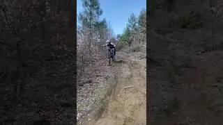 Ebike #Shorts#YouTubeShorts#VTT#VTTLife#VTTAddict#VTTFrance#MTB#MTBLife#MTBAddict#MTBShorts#mountain