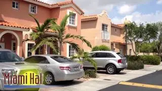 Kendall, FL @ Villas of Barcelona (Gated Townhouse Community)