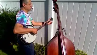 Dueling Banjos for @FingersAndStrums  on Bass, Harmonica and Banjo