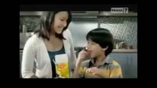 Iklan Combi Kids Gummy (2009) Trans 7 