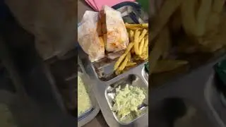 #family #food #foodie #familyfood #familychannel #streetfood #streetfood #karachiburger #vlog #food
