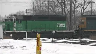 Quick Catch: CSX SD40-3 with Ex-BN and Deer at Dolton Junction, 22.01.12