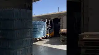 Smart Logistics является перевалочным пунктом, связующим звеном между поступлением и отпуском товара