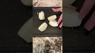 Satisfying cutting Onion with sounds #satisfyingcutting #onion #asmr #shortsvideo #shorts #fyp