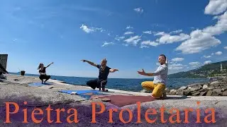 Pietra proletaria - Lezione di Yoga, Pranayama e Qigongi con Marco ed Edoardo