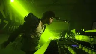 Kid Simius - Jalape&ntilde;os Horror (Live Music Video)