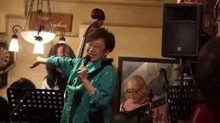 Mami Hamada vo浜田麻実　 ブラジル音楽00008bs三原修　pf三原和子　ds光田臣