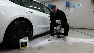 Slik rengjør du de møkkete nedre kanalene på din Tesla!*Kjent Tesla problem*WashKing Citrus Forvask