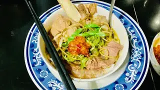 THE BEST BEEF NOODLES HUE style-learn from my brother